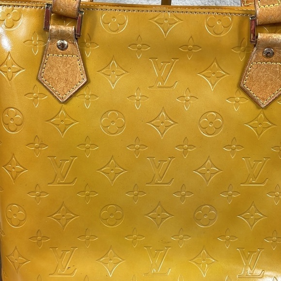 Louis Vuitton Houston Patent Leather Yellow Gold Shoulder Tote Bag Embossed - Picture 2 of 16